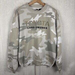 Official Toyota Land Cruiser Camo Crewneck Sweatshirt TIKTOK Viral Sz Medium NWT